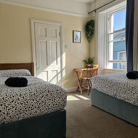 The Grapevine Hostel Dingle Eksteriør bilde